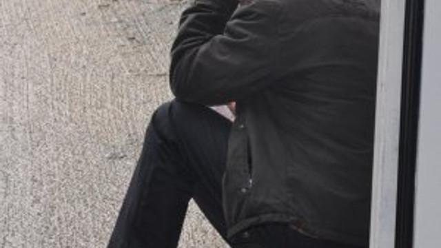 Oğlunun cesedini derede gören baba yıkıldı