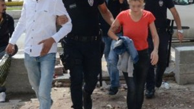 Genç kızı uyuşturucu batağına sürüklemişler !