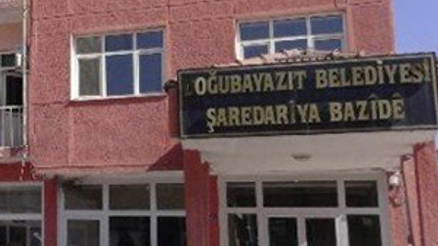 Belediyeye atanan kayyum istifa etti