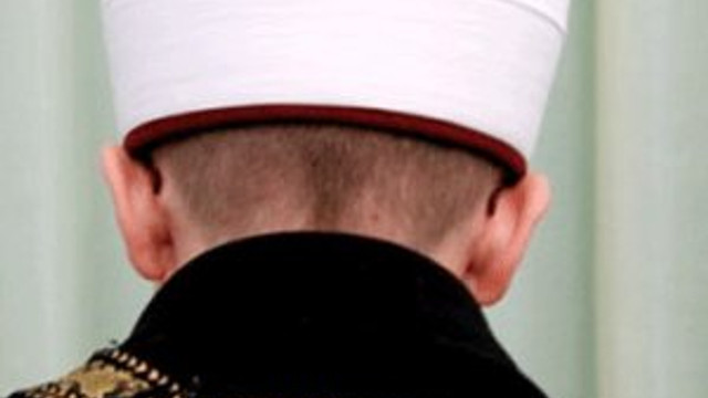 15 din görevlisi açığa alındı