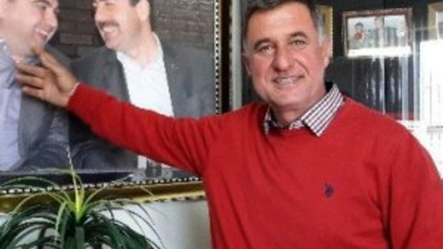 CHP'den istifa edip AK Parti'ye geçti