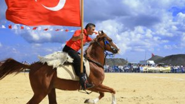 6. Geleneksel atlı cirit müsabakaları