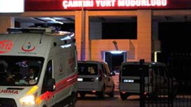 Üniversite yurdunda asansör düştü