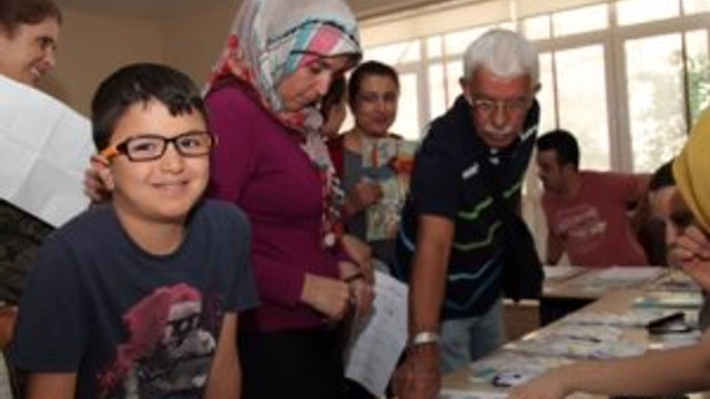 Öğrenci ve veliler AKBEM’e koştu