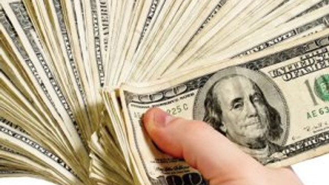 ABD'den beklenen veri geldi, dolar düştü