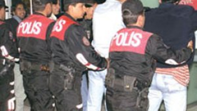 Bombalı eylem hazırlığındaki teröristler polisi alarma geçirdi