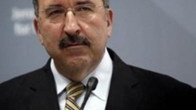 İsrail'in "kara kutusu" istifa etti !