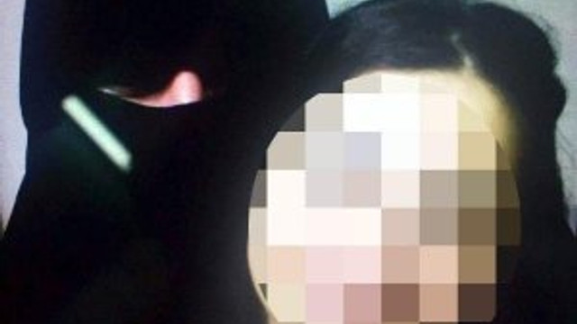 Şaşkın aşık çarşaf giyince terör paniği yaşandı