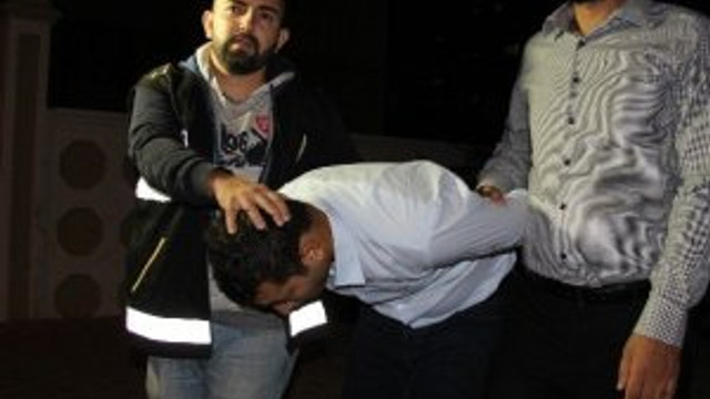 Öğrenci evinde yakalandı