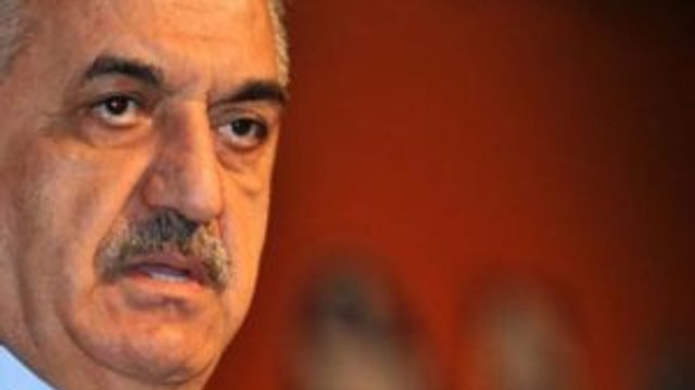 AK Parti referandum için tarih verdi