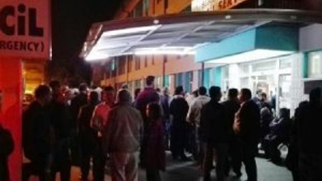 Öğrenci servisi devrildi: 24 öğrenci yaralı