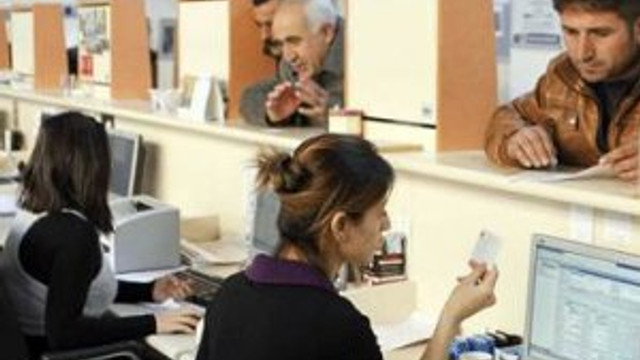 Memurun fazla mesaisine ''güldüren'' zam