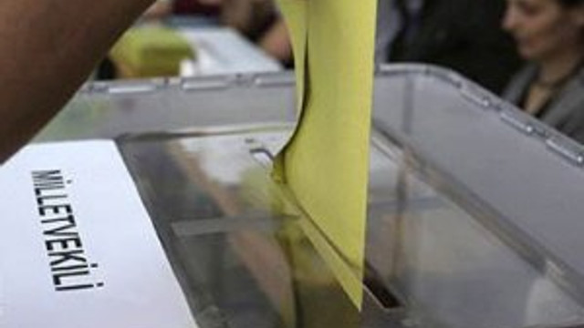 Seçim sistemi de mi değişiyor ? Seçim barajı düşecek ve...