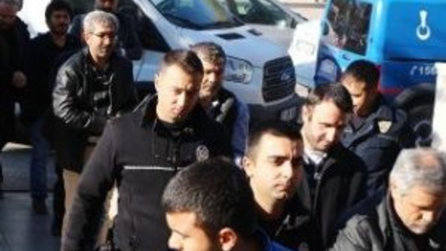 13 öğretmen daha tutuklandı