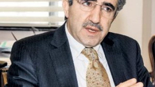 ''İmha ettik'' dediği belge odasından çıktı
