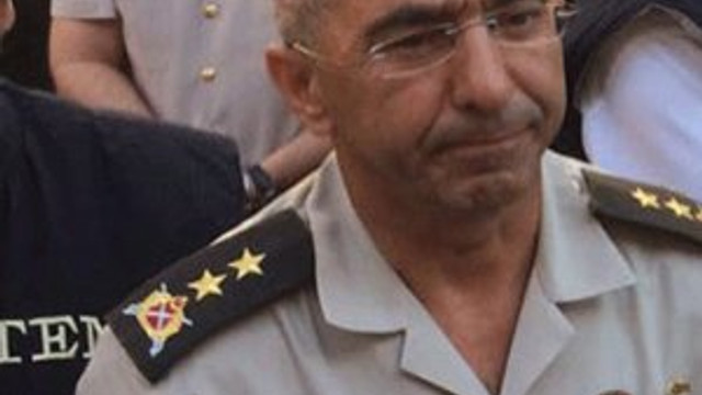 ''Sıkıyönetim komutanıyım, hepinizi öldürtürüm''