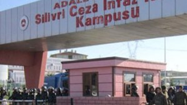 FETÖ'cülere Özel Harekat çemberi