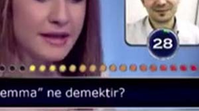 Sorunun cevabına internetten baktı !