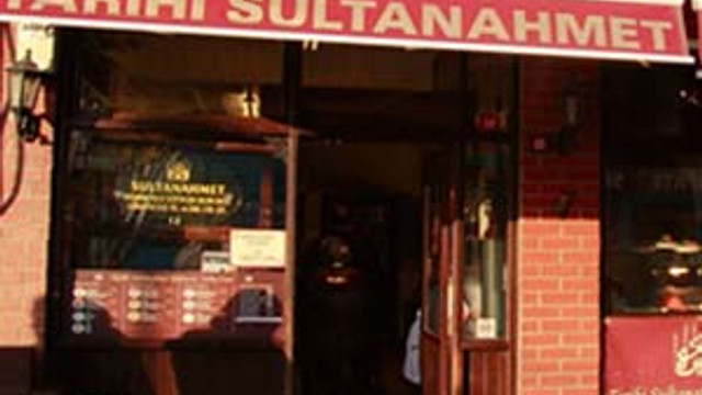 Sultanahmet Köftecisi'nde tabela krizi