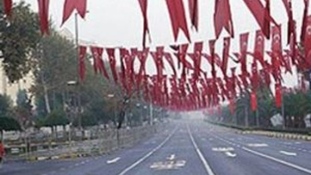 İstanbul'da bu yollar trafiğe kapatıldı