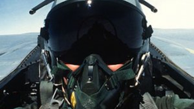 TSK'da pilot olma yaşı değişti
