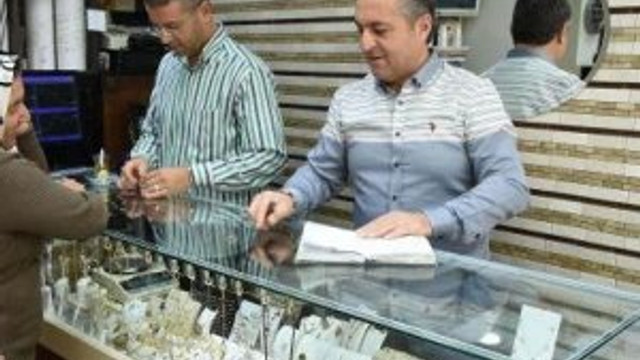 Kuyumcularda veresiye altın dönemi