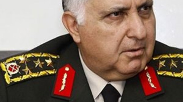 Ankara'da emekli Org. Necdet Özel depremi