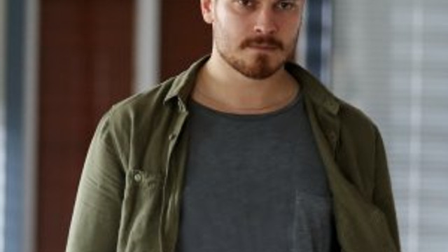 Çağatay Ulusoy'u yakan fotoğraf