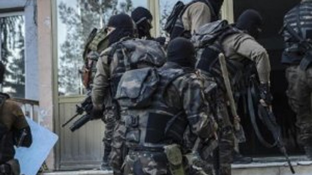 PÖH başvurusu yapmak isteyenler Polis Akademisi'nin sitesini çökertti