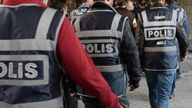 Ankara'da yeni FETÖ dalgası: Akademisyenlere gözaltı