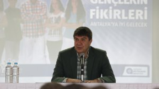 Başkan Türel’den gençlere yüzme havuzu müjdesi