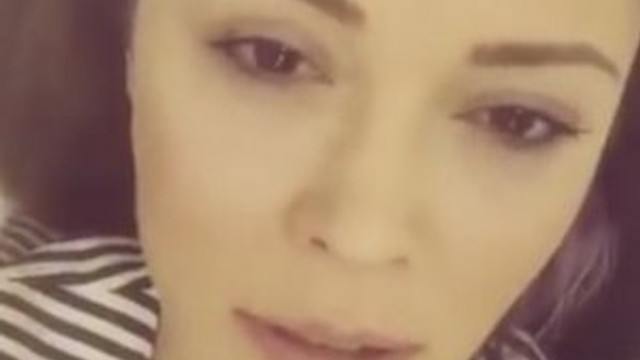 Sosyal medya ''vajina epilasyonu'' rezaletini konuşuyor