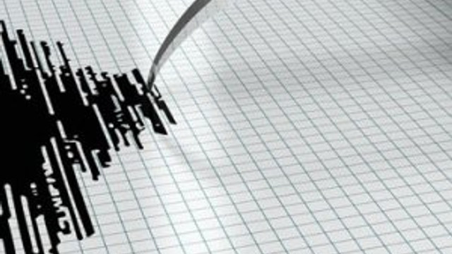 Dinar'da korkutan deprem