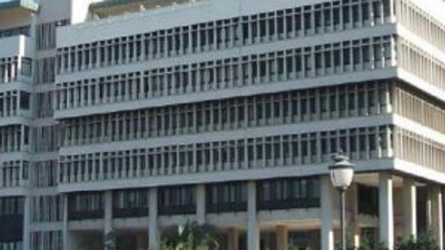 İzmir Büyükşehir Belediyesi'ne FETÖ operasyonu