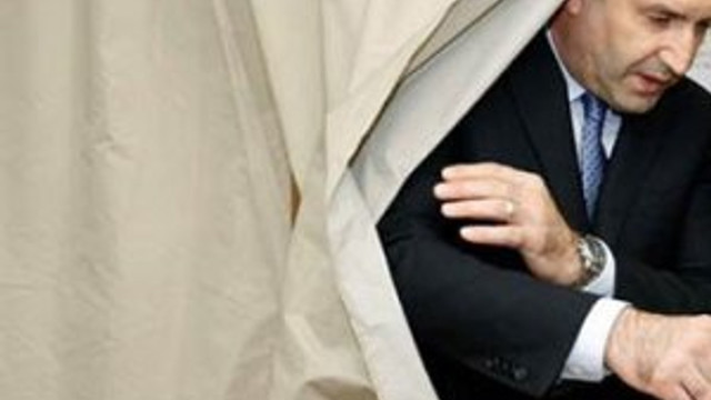 Bulgaristan Başbakanı istifa sözünü yedi !