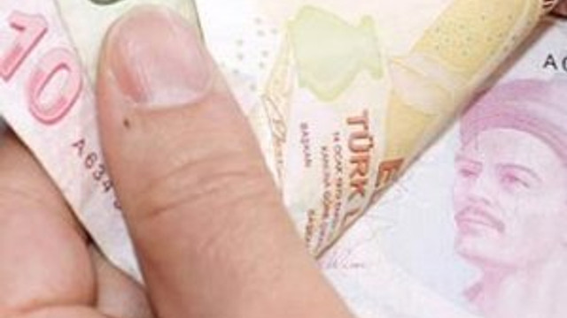 Bankalarda FETÖ temizliği