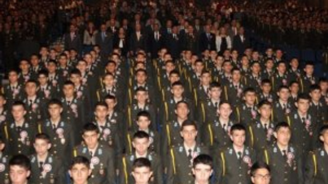 FETÖ kendisinden olmayanı böyle elemiş