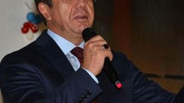 Zeybekci'den 15 Temmuz'a 'haçlı' benzetmesi