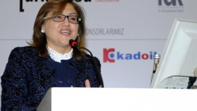 ''Türkiye'nin 79 milyonluk nüfusunun merkezine kadın alınması gerekiyor''