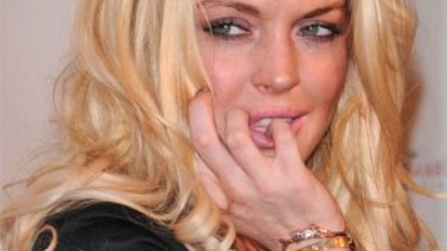 Lindsay Lohan Erdoğan’ı RT’ledi, Trump’a seslendi