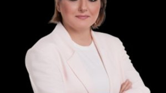 Başdanışman'dan Fransız gazeteciye: Diktatör anandır