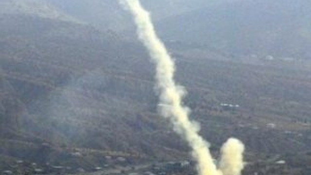 Taciz ateşi açan PKK'lılara bomba yağdı !