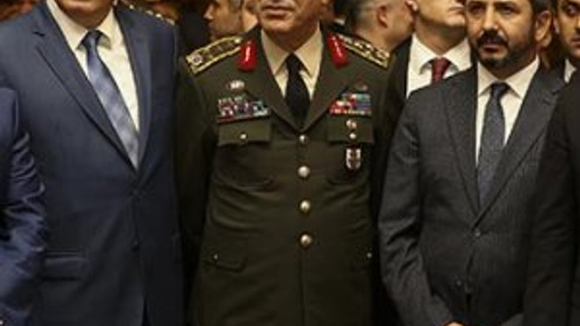 Akar ve komutanlardan KKTC'ye destek