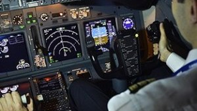 Türk pilotlara servet teklif ediyorlar