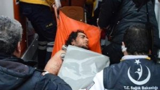Annesini vahşice katleden sanığa ceza yok
