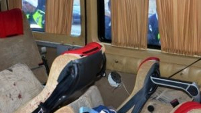 Öğrenci servisi TIR’a çarptı: 18 yaralı