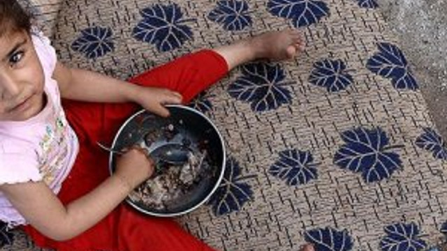 Suriye'de yüz binlerce kişi ekmek bulamıyor