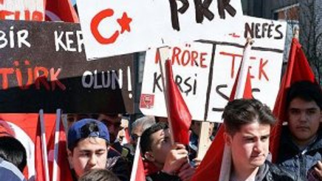 Avrupa'daki Türkler teröre karşı meydanlarda olacak