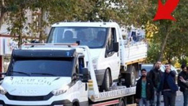 Bomba yüklü kamyonet yakalandı !