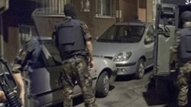 20 ilde FETÖ'ye eş zamanlı operasyon